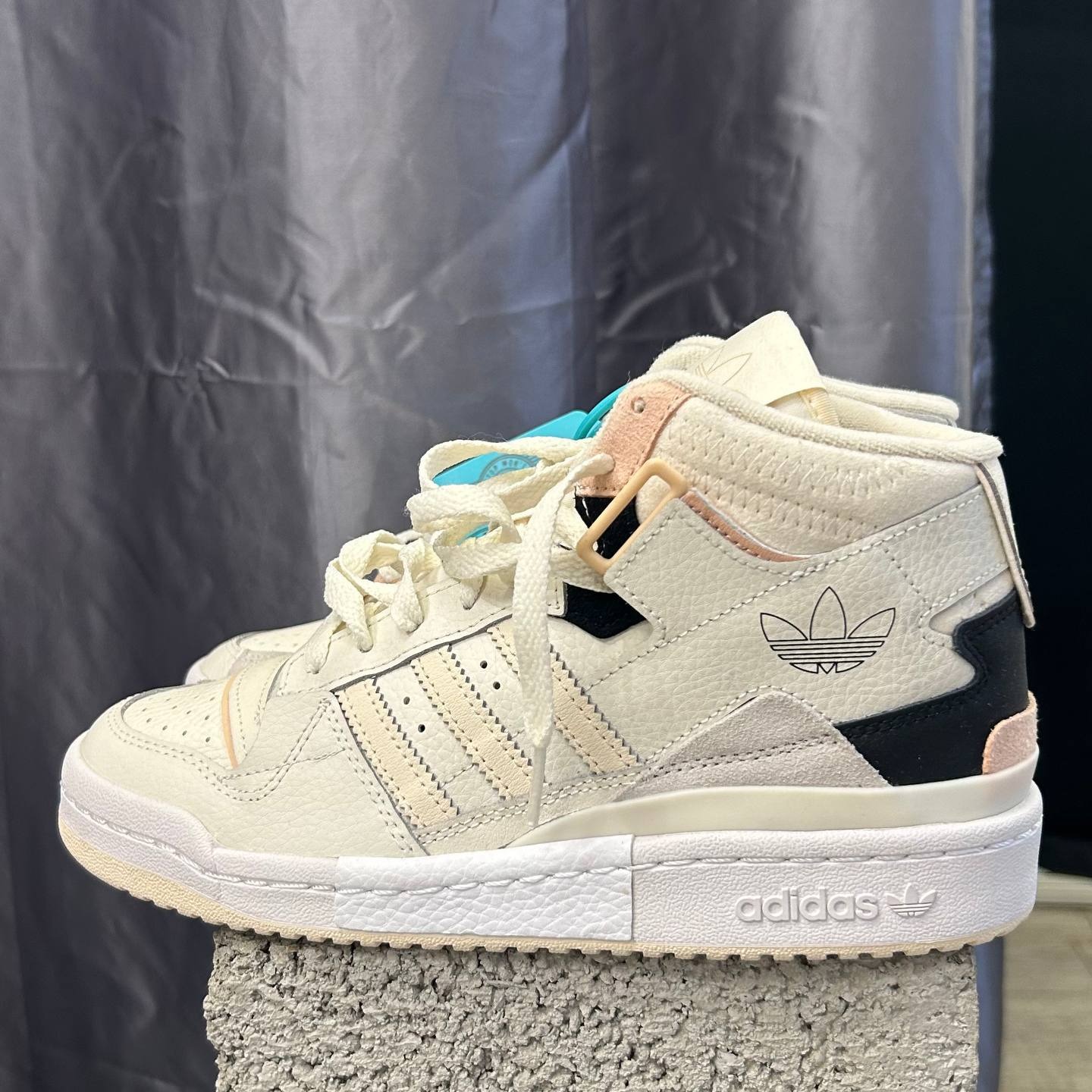 Adidas Forum Exhibit Mid